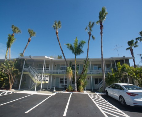 Regency Inn & Suites Sarasota - Regency Inn Exterior